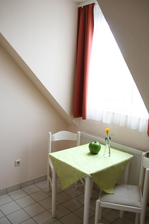 Atrium Hotel Crimmitschau Room photo