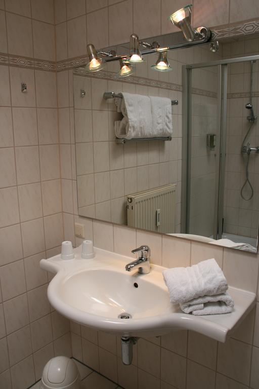 Atrium Hotel Crimmitschau Room photo