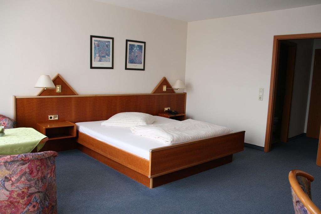 Atrium Hotel Crimmitschau Room photo