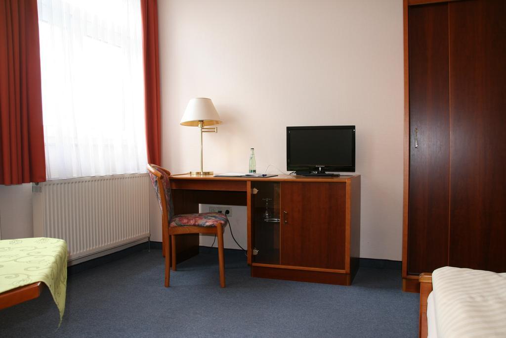Atrium Hotel Crimmitschau Room photo